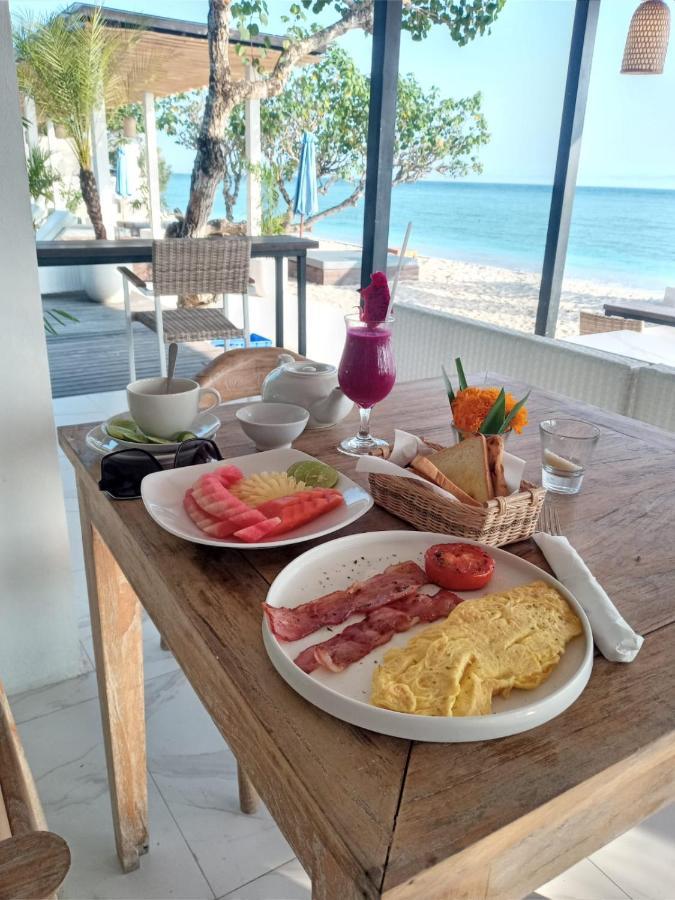 Amp Beach House Toyapakeh Kültér fotó