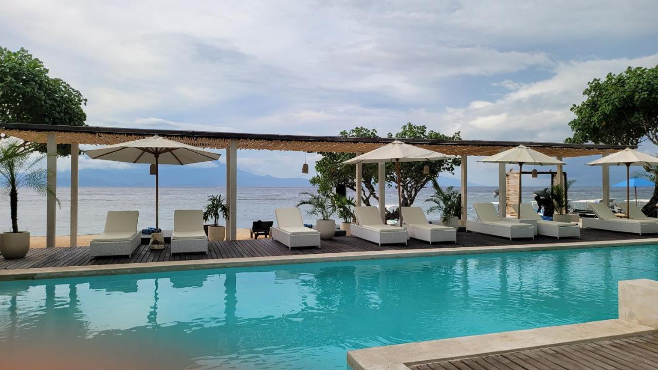 Amp Beach House Toyapakeh Kültér fotó