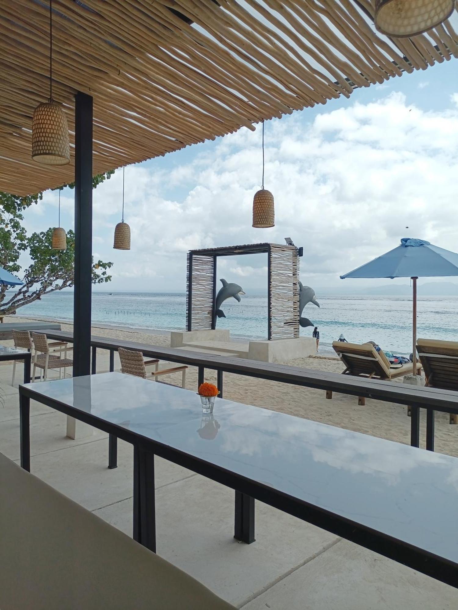 Amp Beach House Toyapakeh Kültér fotó